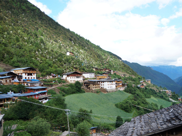農(nóng)村垃圾處理仍然很難,，垃圾成山臭氣熏天